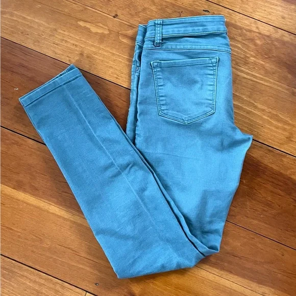 Prana Kara jeans, size 4 - Picture 3 of 3